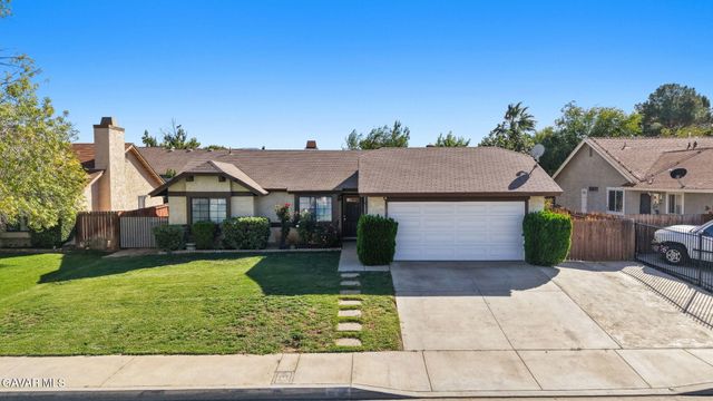 1820 E Avenue R10, Palmdale, CA 93550