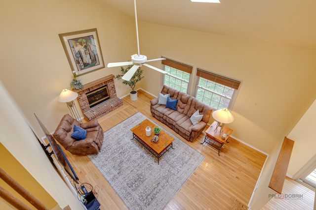 6952 Revere Court, Gurnee, IL 60031