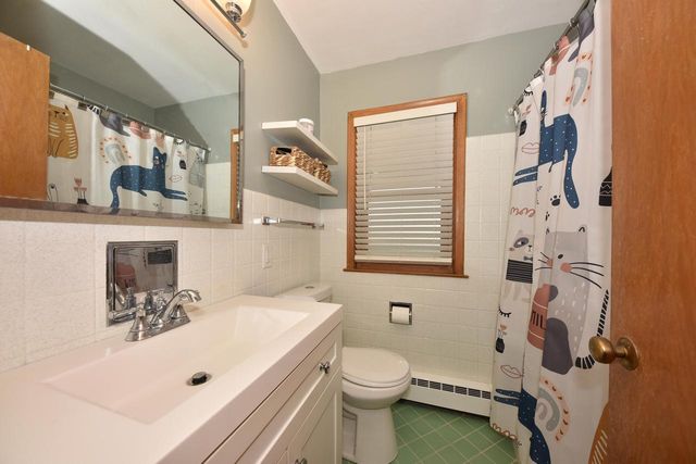 341 N Story PARKWAY, Milwaukee, WI 53208