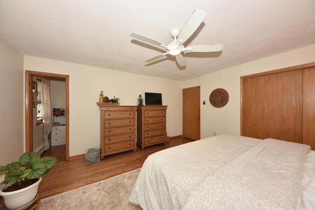 341 N Story PARKWAY, Milwaukee, WI 53208