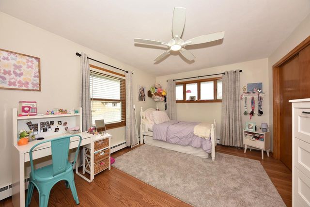 341 N Story PARKWAY, Milwaukee, WI 53208