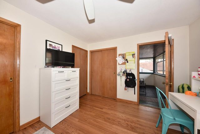 341 N Story PARKWAY, Milwaukee, WI 53208