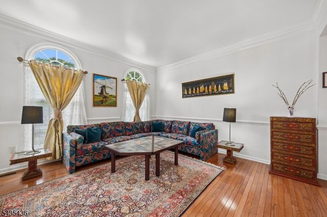 59 Ramapo Dr, Bernards Twp., NJ 07920
