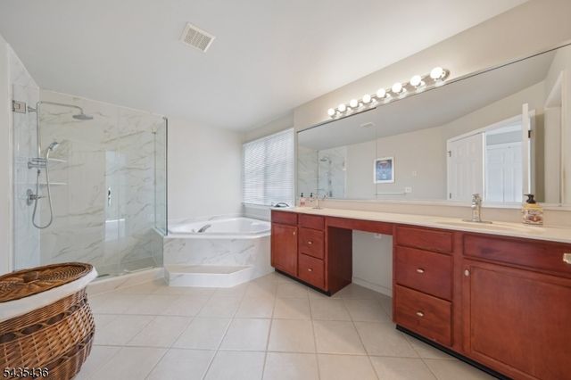 59 Ramapo Dr, Bernards Twp., NJ 07920