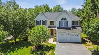 59 Ramapo Dr, Bernards Twp., NJ 07920