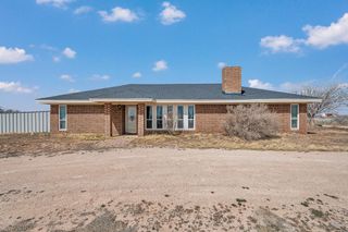 2415 S County Rd 1040, Stanton, TX 79782