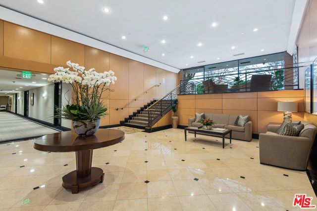 211 S Spalding Drive 110N, Beverly Hills, CA 90212