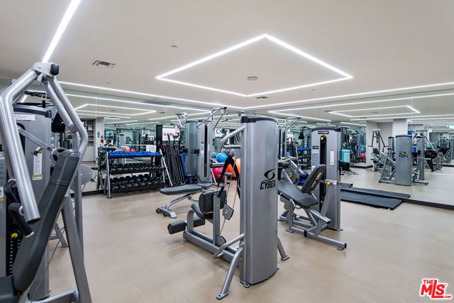 211 S Spalding Drive 110N, Beverly Hills, CA 90212
