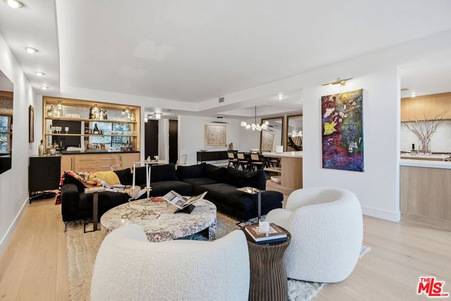 211 S Spalding Drive 110N, Beverly Hills, CA 90212