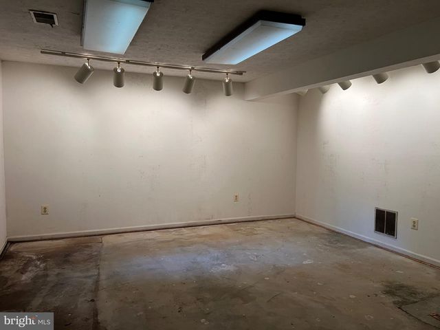 6009 WILD GINGER CT, Columbia, MD 21044