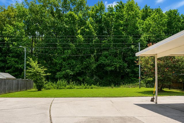 303 E Pandora Drive, Goose Creek, SC 29445