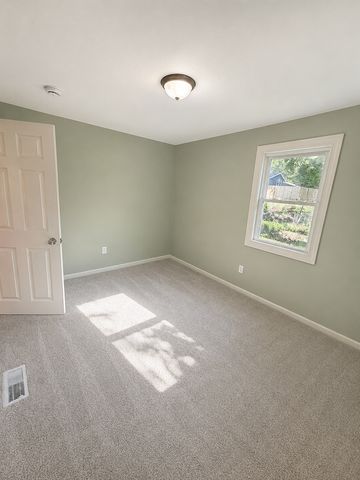 3046 Dundee Lane, Mound, MN 55364