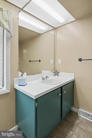 192 MOYER DR, Dublin, PA 18917
