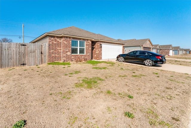 2313 S Silver Street, Siloam Springs, AR 72761