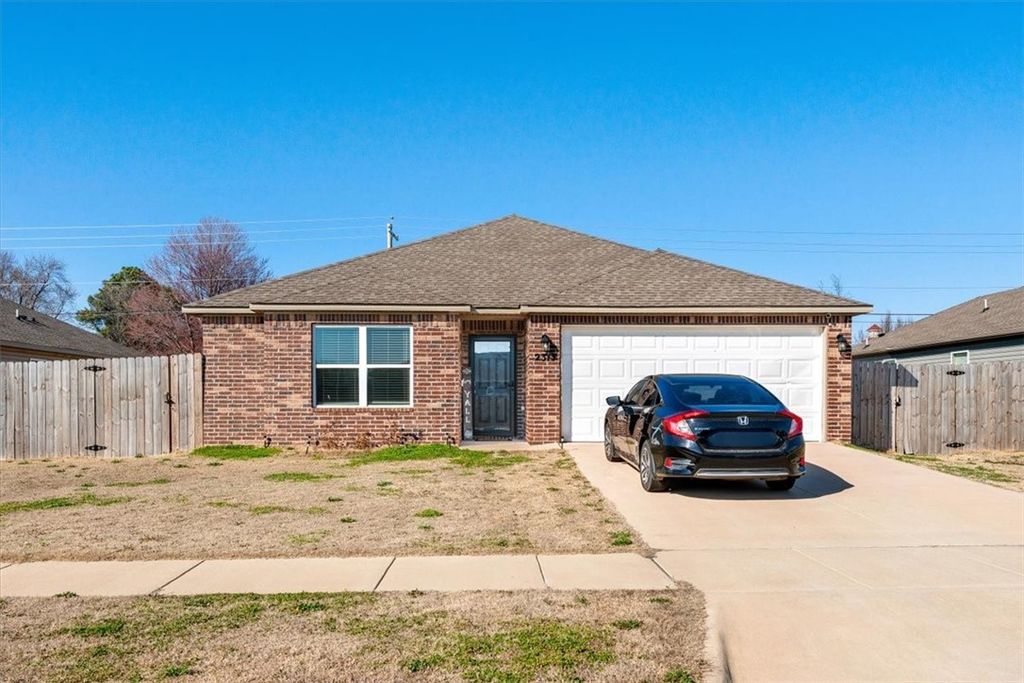 2313 S Silver Street, Siloam Springs, AR 72761