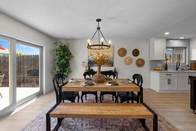 6831 Oaklawn Way, Fair Oaks, CA 95628