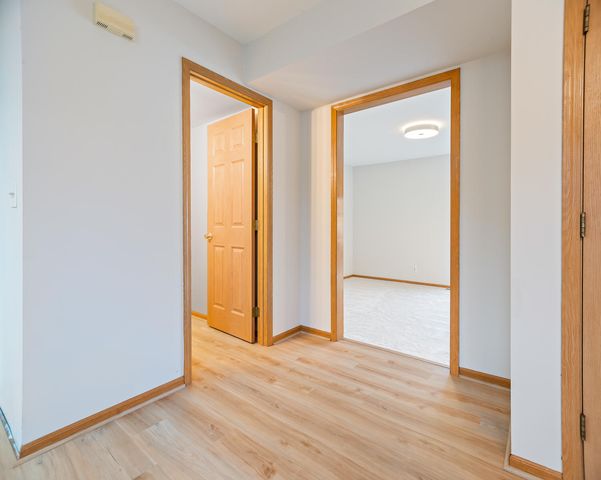 147 Mallard Pointe Drive, Valparaiso, IN 46385