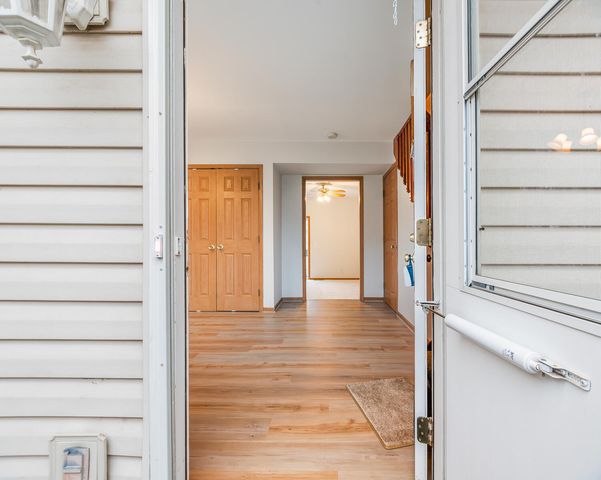 147 Mallard Pointe Drive, Valparaiso, IN 46385