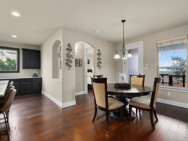 8926 Irving HL, Boerne, TX 78015