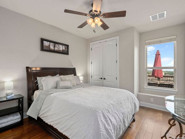 8926 Irving HL, Boerne, TX 78015