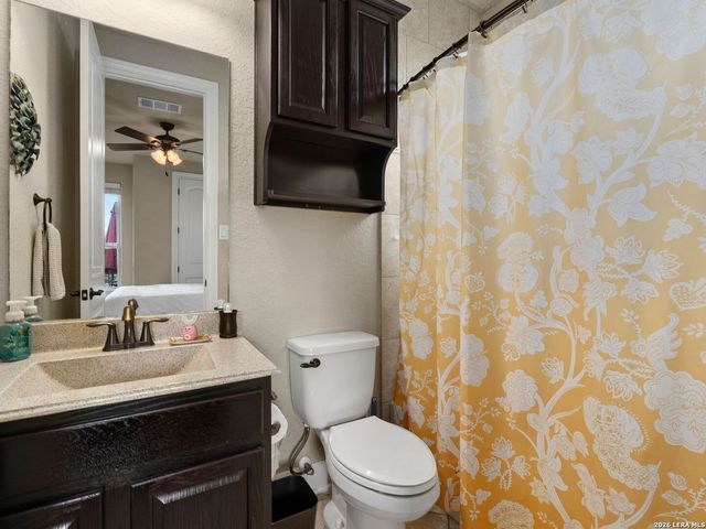 8926 Irving HL, Boerne, TX 78015