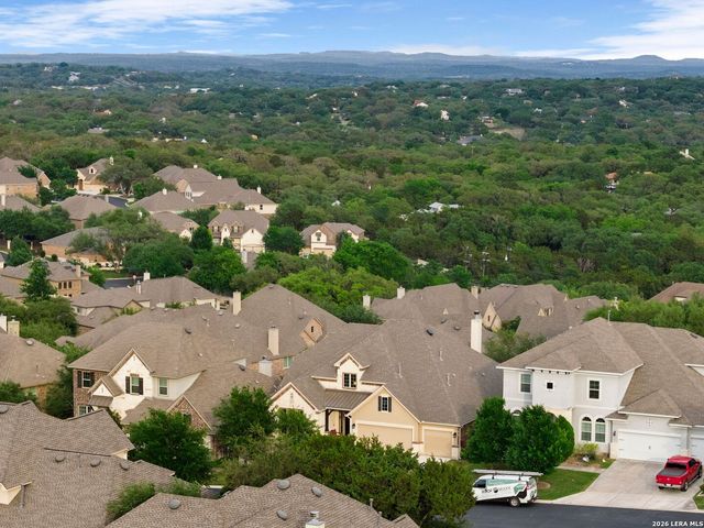 8926 Irving HL, Boerne, TX 78015