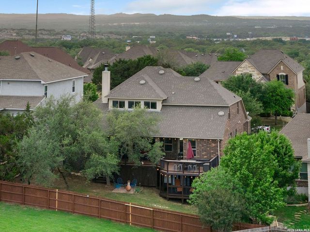 8926 Irving HL, Boerne, TX 78015