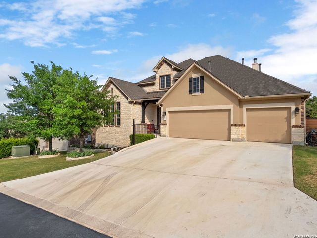 8926 Irving HL, Boerne, TX 78015