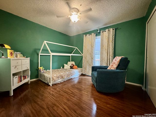 8527 Stonebridge Apt 2, San Antonio, TX 78240