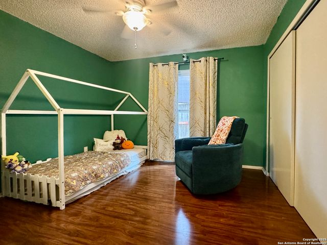 8527 Stonebridge Apt 2, San Antonio, TX 78240