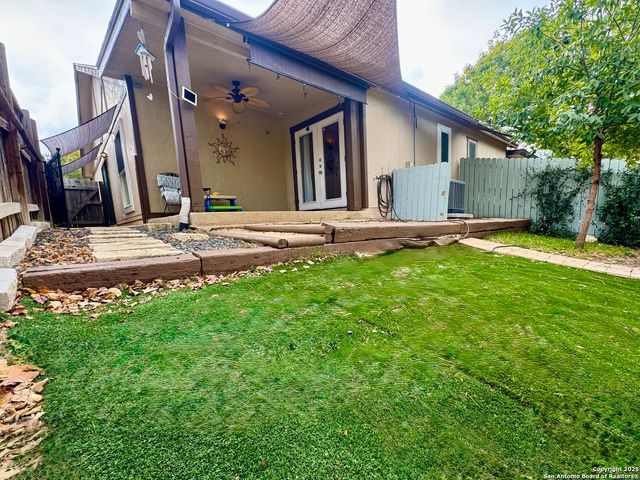 8527 Stonebridge Apt 2, San Antonio, TX 78240