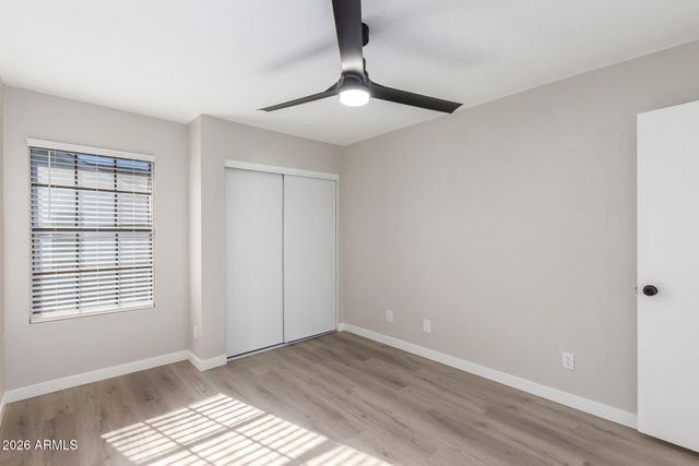 8888 N 47TH Avenue 212, Glendale, AZ 85302