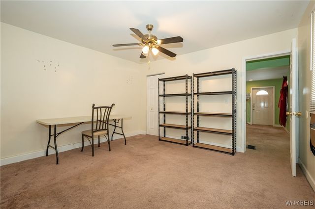 6040 Aiken Road, Pendleton, NY 14094