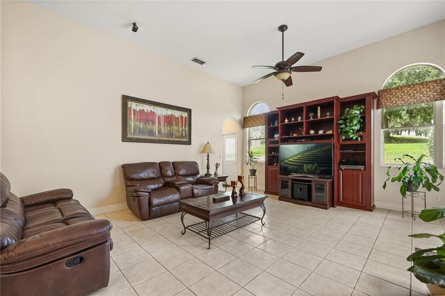 4332 FAWN MEADOWS CIRCLE, Clermont, FL 34711