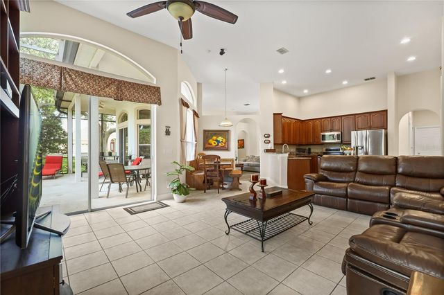 4332 FAWN MEADOWS CIRCLE, Clermont, FL 34711