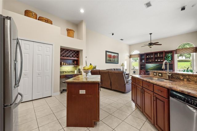 4332 FAWN MEADOWS CIRCLE, Clermont, FL 34711