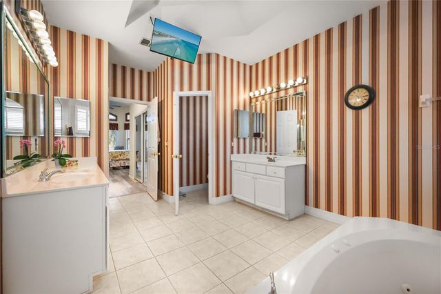 4332 FAWN MEADOWS CIRCLE, Clermont, FL 34711