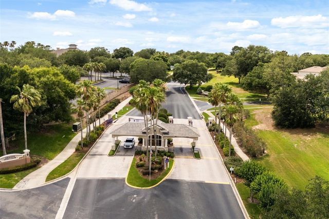 4332 FAWN MEADOWS CIRCLE, Clermont, FL 34711