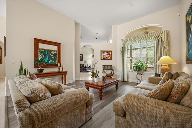 4332 FAWN MEADOWS CIRCLE, Clermont, FL 34711