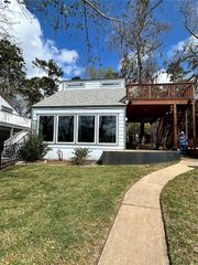 30 Harbour Lane, Coldspring, TX 77331