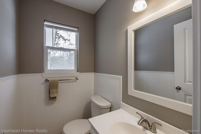 12749 Shaffer Road, Springfield Charter Township, MI 48350