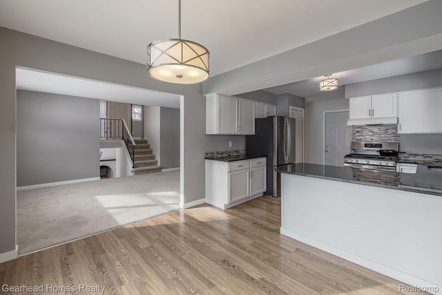 12749 Shaffer Road, Springfield Charter Township, MI 48350