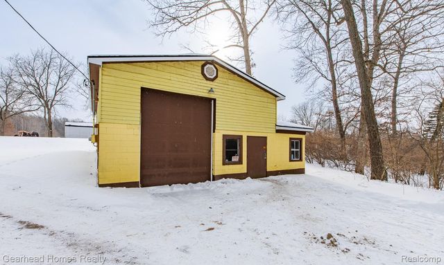 12749 Shaffer Road, Springfield Charter Township, MI 48350