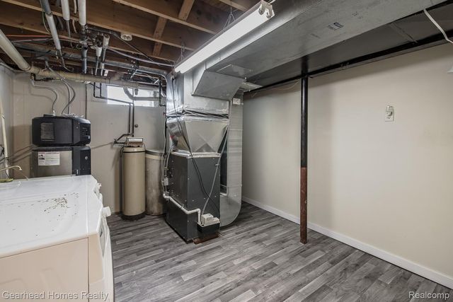 12749 Shaffer Road, Springfield Charter Township, MI 48350