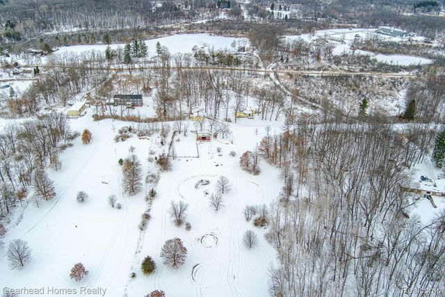 12749 Shaffer Road, Springfield Charter Township, MI 48350