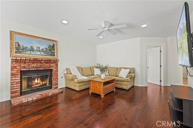 28732 Greenwood Place, Castaic, CA 91384