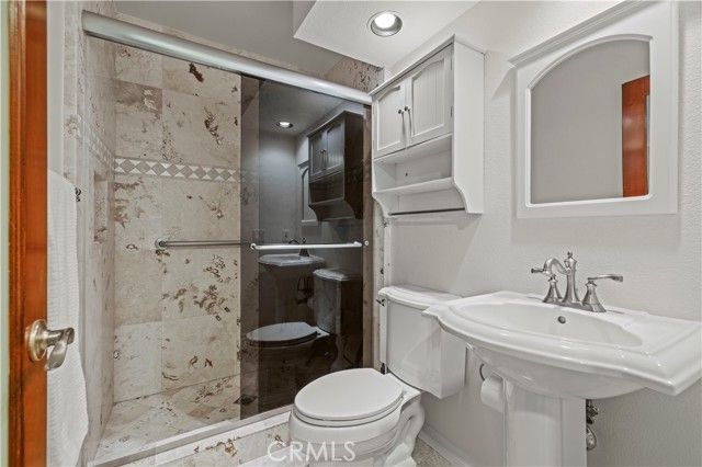 28732 Greenwood Place, Castaic, CA 91384