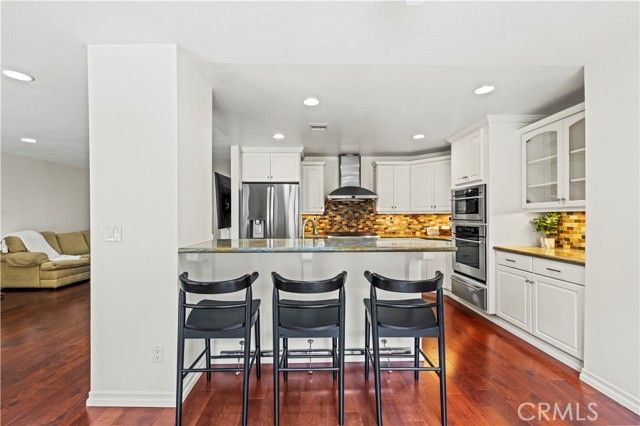 28732 Greenwood Place, Castaic, CA 91384