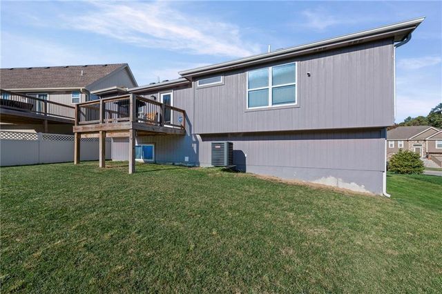 2207 Pike Street, St Joseph, MO 64503