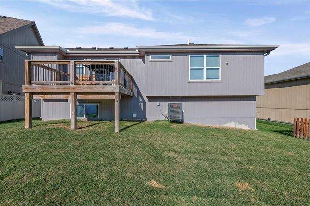 2207 Pike Street, St Joseph, MO 64503